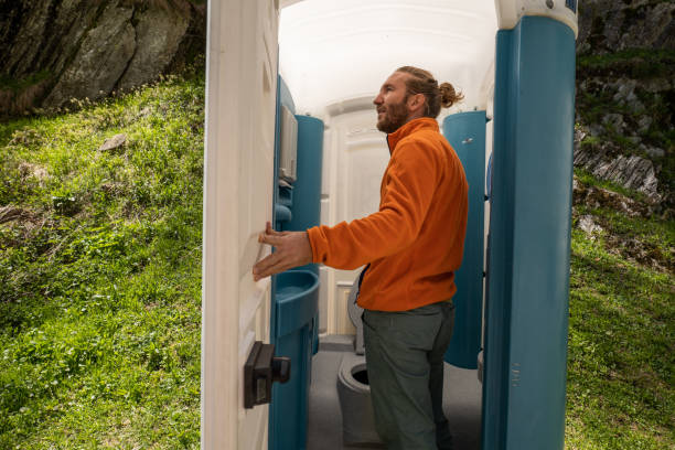 Best Porta potty rental near me  in Belville, NC