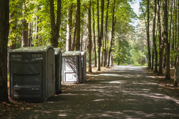 Best Portable restroom trailer rental  in Belville, NC